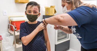 A vacinação de crianças está ocorrendo na UBS Centro