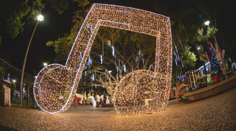 Festa também marca o último dia da decoração Sons de Natal na Praça Nereu Ramos